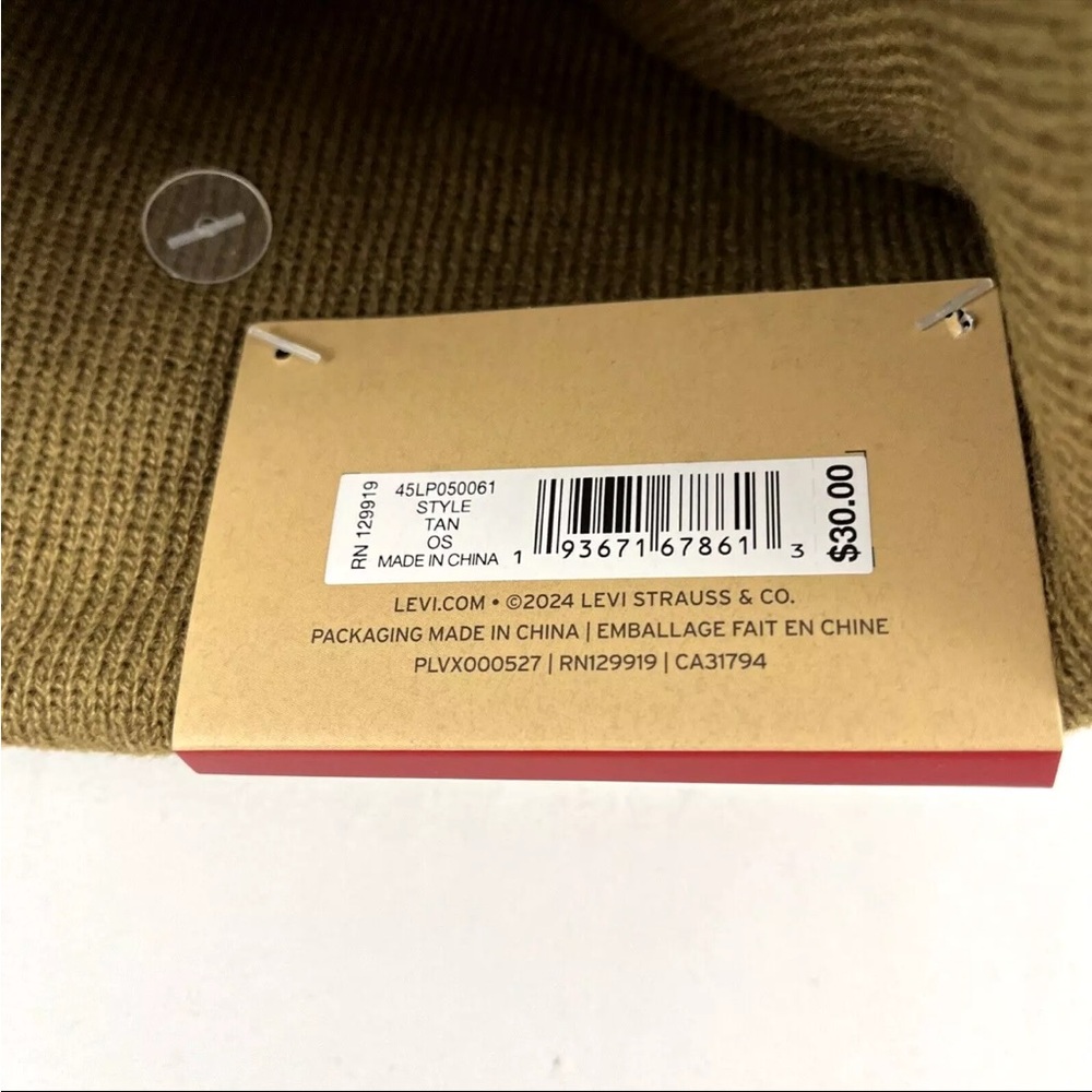 New Unisex Levi’s Winter Beanie Hat Cap One Sz NWT Tan $30 - Picture 4 of 4